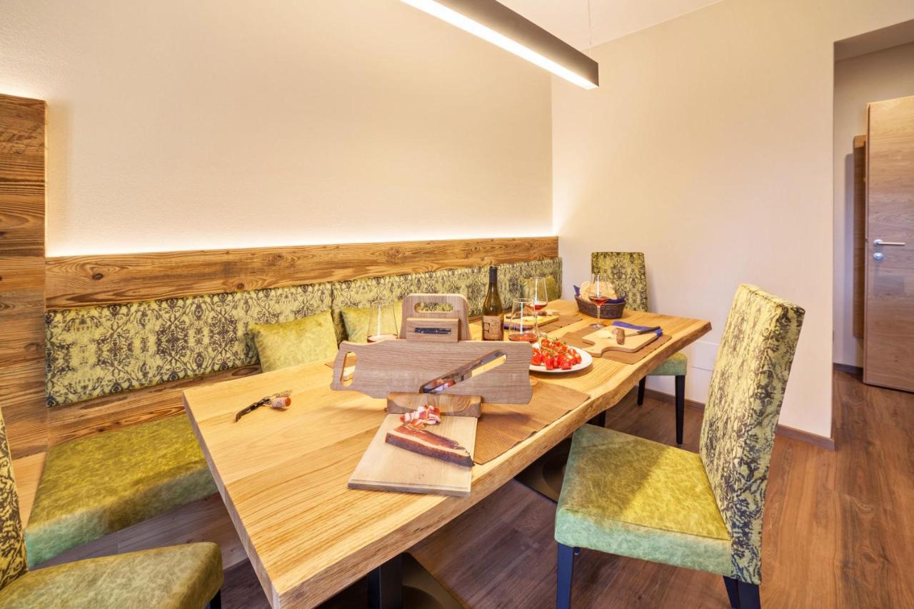Ferienwohnung Pinot เมราโน ภายนอก รูปภาพ